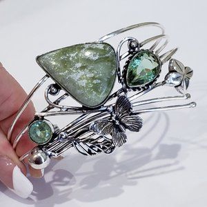 Larsonite, Peridot gemstone, 925 silver bracelet, butterfly